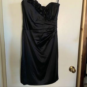 White House Black Market black cocktail dress 4